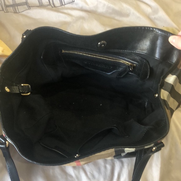 ❤️❤️HP ✨ VINTAGE BURBERRY canvas and leather bag - Picture 11 of 15